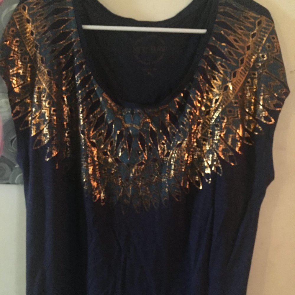 XL sleeveless lightweight ladies shirt